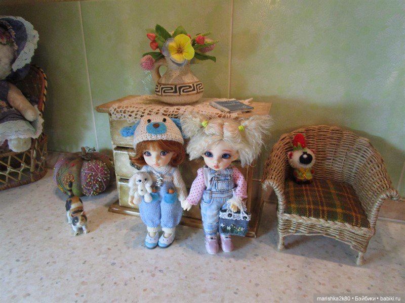 История моей полки. Как живут мои куклы в интерьере