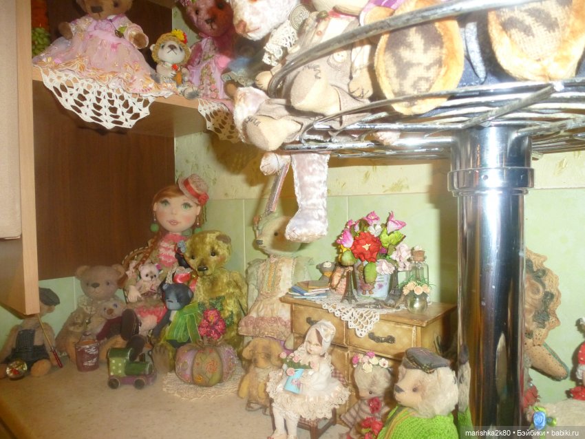 История моей полки. Как живут мои куклы в интерьере