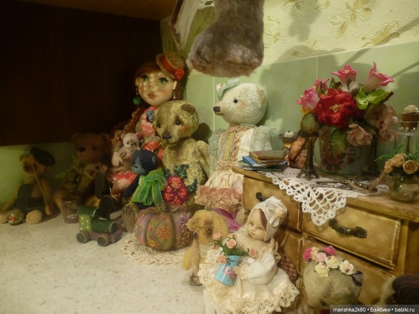 История моей полки. Как живут мои куклы в интерьере