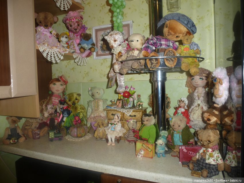 История моей полки. Как живут мои куклы в интерьере
