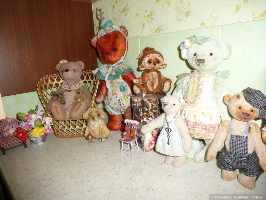 История моей полки. Как живут мои куклы в интерьере
