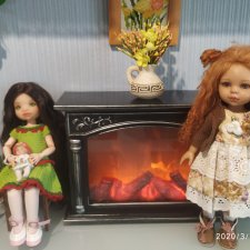 Новая кукла и камин