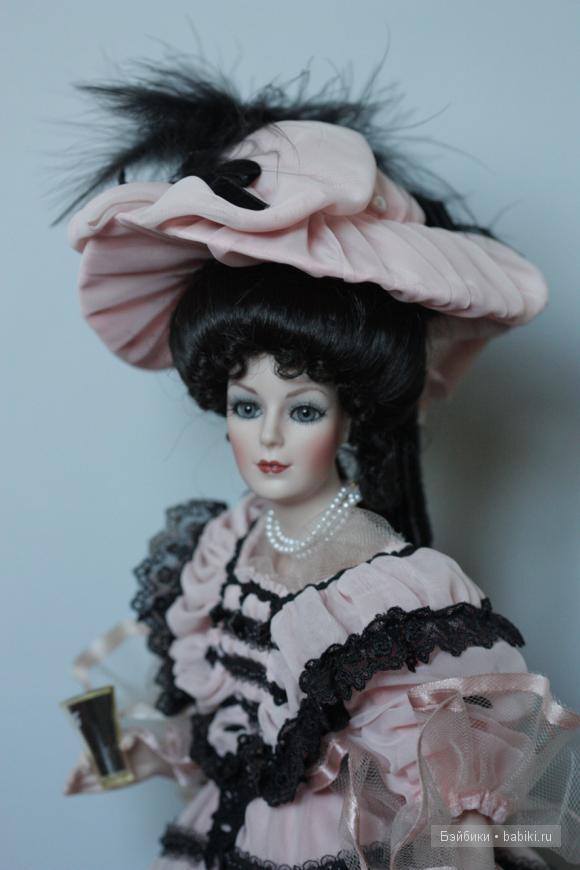 Victoria, Coca Cola, Franklin Mint, porcelain doll Victoria, Coca Cola, Franklin Mint, porcelain doll