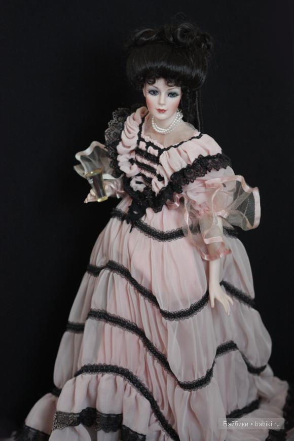 Victoria, Coca Cola, Franklin Mint, porcelain doll Victoria, Coca Cola, Franklin Mint, porcelain doll