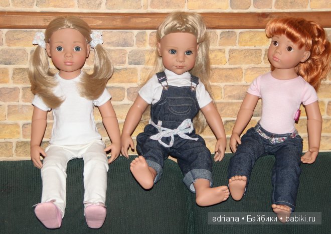 Пришли хвастаться мамиными нарядами