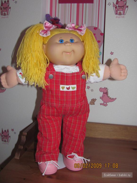 Озорная Бусинка предпочитает больше брючки .