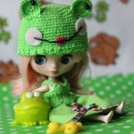 Миниатюра в одежде для кукол