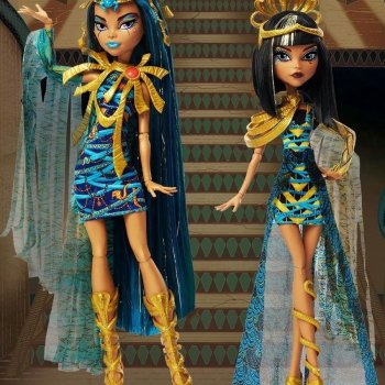 Промо фото сета кукол Клео и Неферы