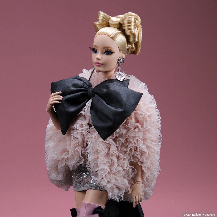 Революция в мире Silkstone: Обзор Barbie Atelier #1 Grand Couture