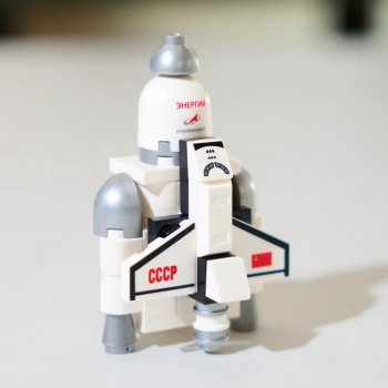 «Вкусно — и точка» и Роскосмос: космическое Кидз Комбо!