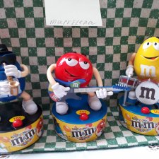 Оркестр из 3 игрушек m&m's эмэмдэмс Оркестр из 3 игрушек m&m's эмэмдэмс