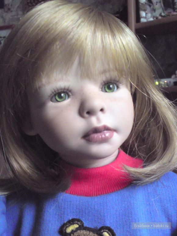 Милые веснушки на фарфоровом личике