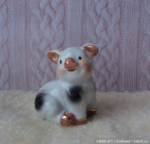 Новый год со свинками — Коллекции игровых кукол (Playline): фото полок (фото 9)