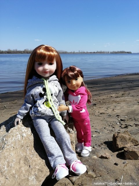Две сестрички Ruby Red — Куклы Ruby Red (Руби Ред) Fashion Friends: Siblies (фото 2)