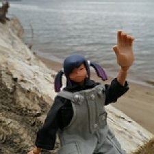 Девочка из пивной банки