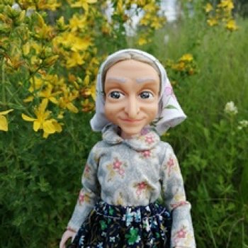 Бабушка-помощница