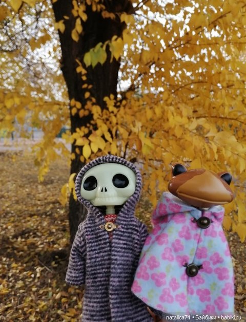 Середина осени — Фигурки Studio