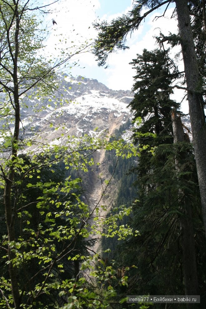 Домбай – страна синего неба, щедрого солнца и снежных вершин, страна, воспетая поэтами