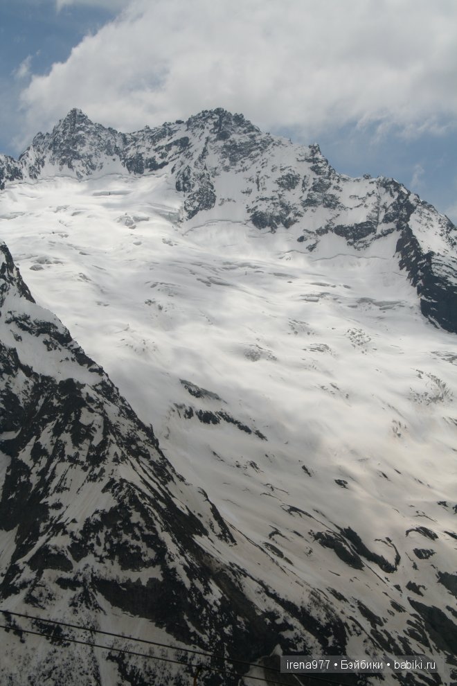 Домбай – страна синего неба, щедрого солнца и снежных вершин, страна, воспетая поэтами