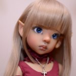 Kaye Wiggs Layla Elf Sunkissed