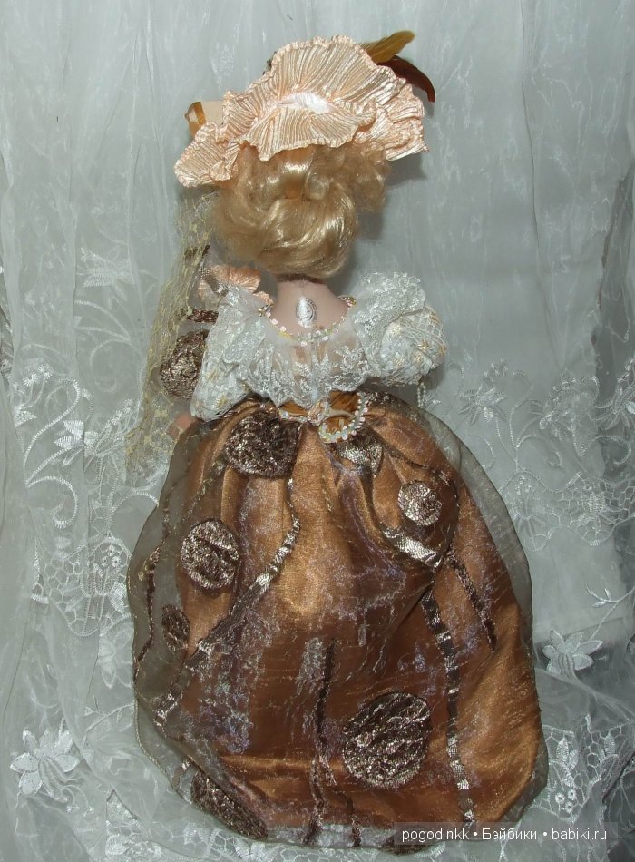 "Оливия!" - художественный образ фарфоровой куколки, навеянный Шекспиром (фото 8)