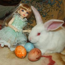 История Алиски 2 - Пасхальная, с белыми кроликами)