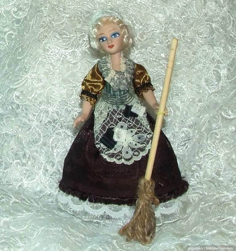 Кто доброй сказкой входит в дом? ... Послушаем песенки вместе с моими куклёшками