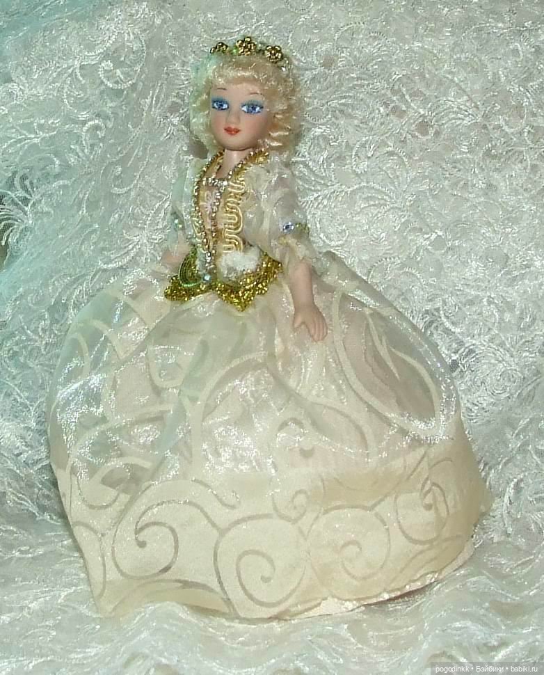 Кто доброй сказкой входит в дом? ... Послушаем песенки вместе с моими куклёшками