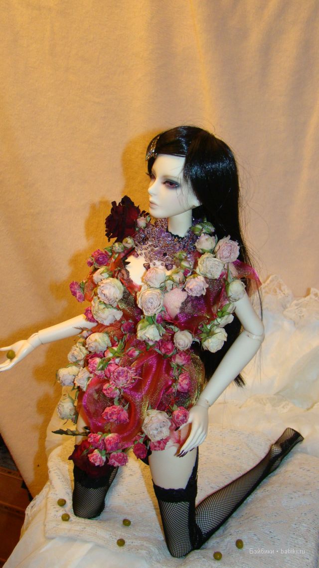 Платье из лепестков роз — Одежда и обувь для кукол BJD (БЖД): 1/3 (фото 5)