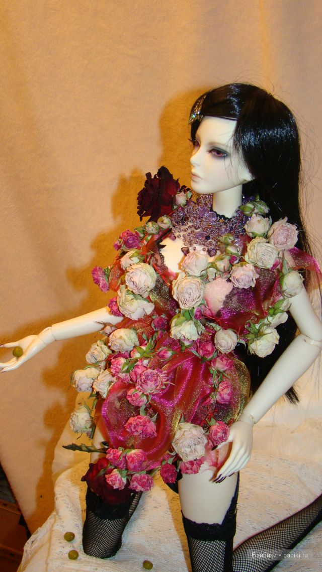 Платье из лепестков роз — Одежда и обувь для кукол BJD (БЖД): 1/3 (фото 4)