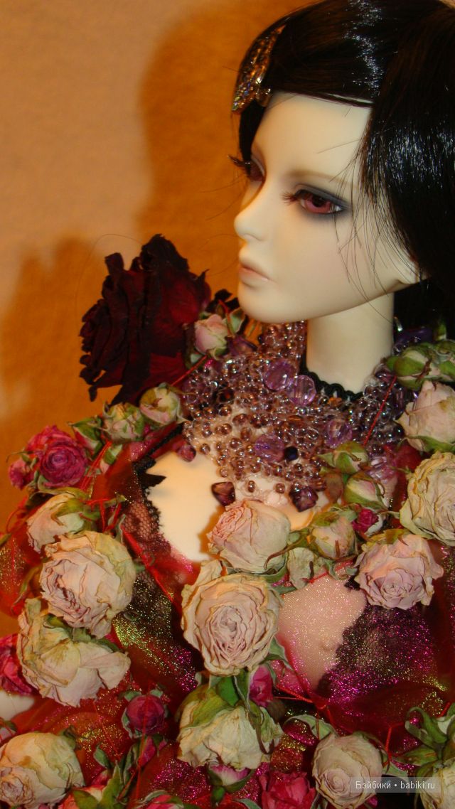 Платье из лепестков роз — Одежда и обувь для кукол BJD (БЖД): 1/3 (фото 3)