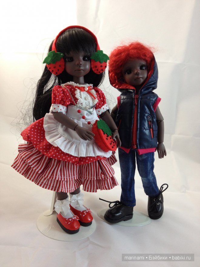 У нас клубнично-земляничное настроение. Куклы Kaye Wiggs