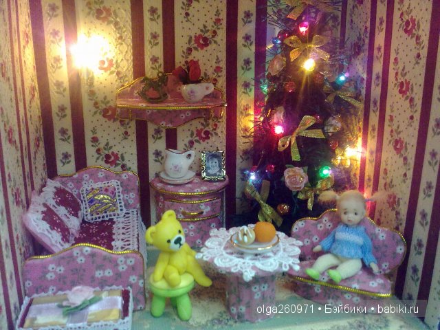 Новогодний румбокс в масштабе 1:24