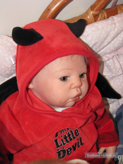 Российские мастера реборн на выставке кукол Moscow Fair 2011