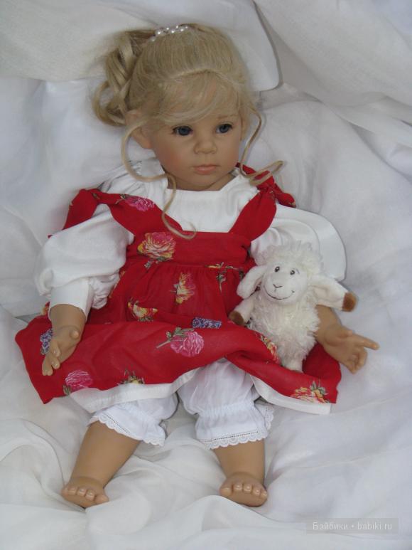 Saphira Götz, Elisabeth Lindner