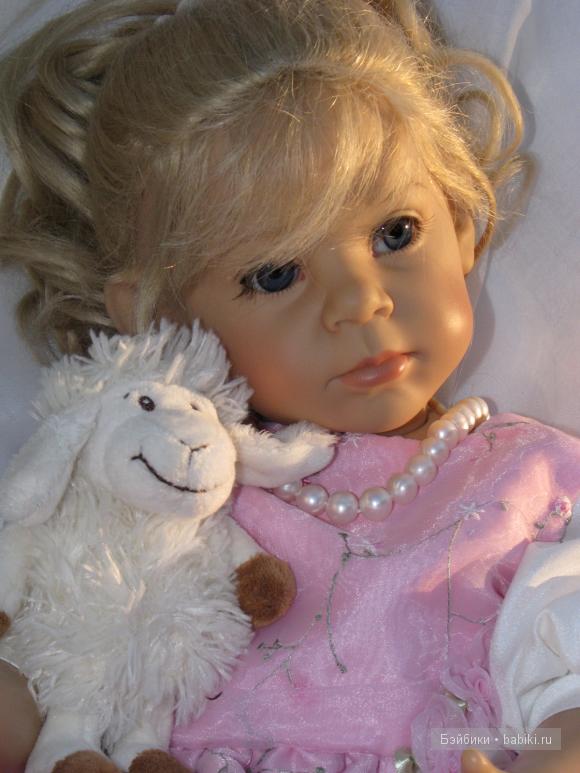 Saphira Götz, Elisabeth Lindner