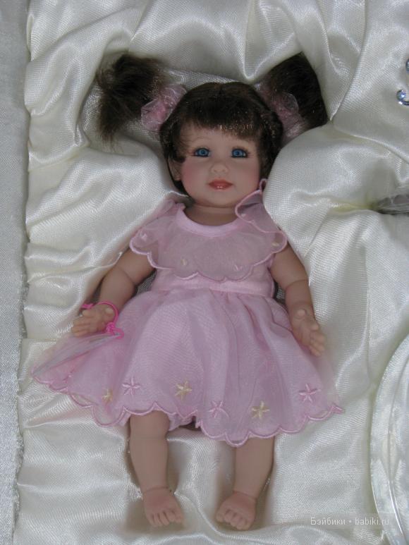 Улыбашка от ADORA COLLECTOR'S CLUB 2005 года