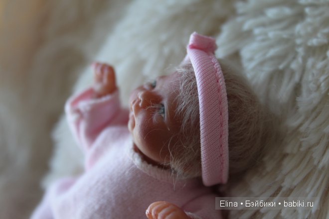 Снежиночка-мини реборнчик