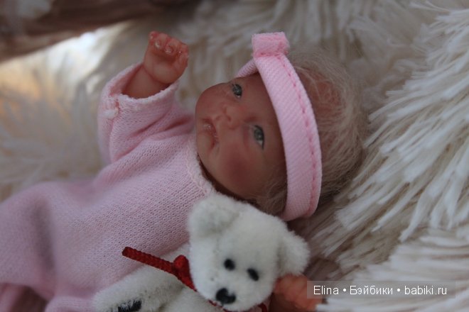 Снежиночка-мини реборнчик