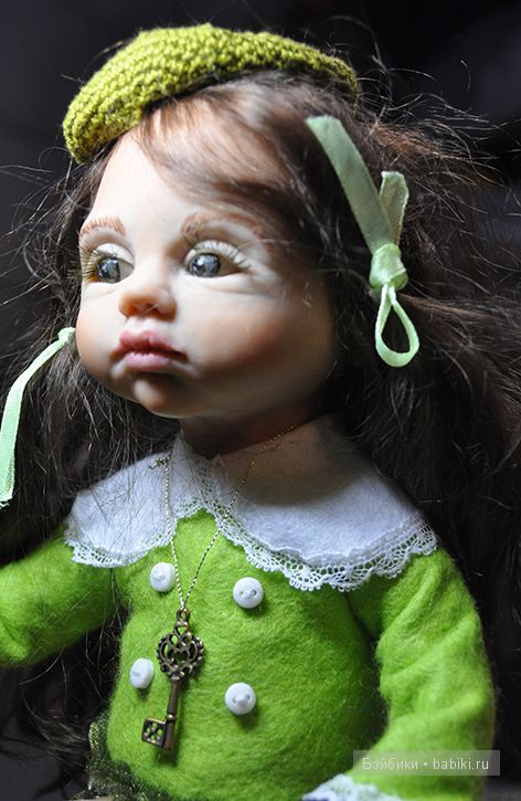 Кукла София.