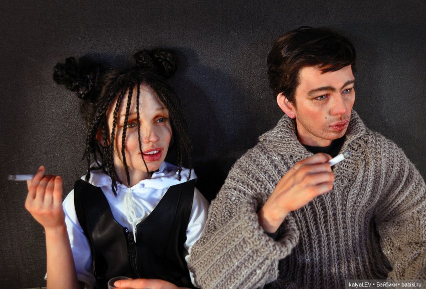 Кукла "Сергей Бодров в роли Данилы Багрова и Мария Милютина в роли Кэт"