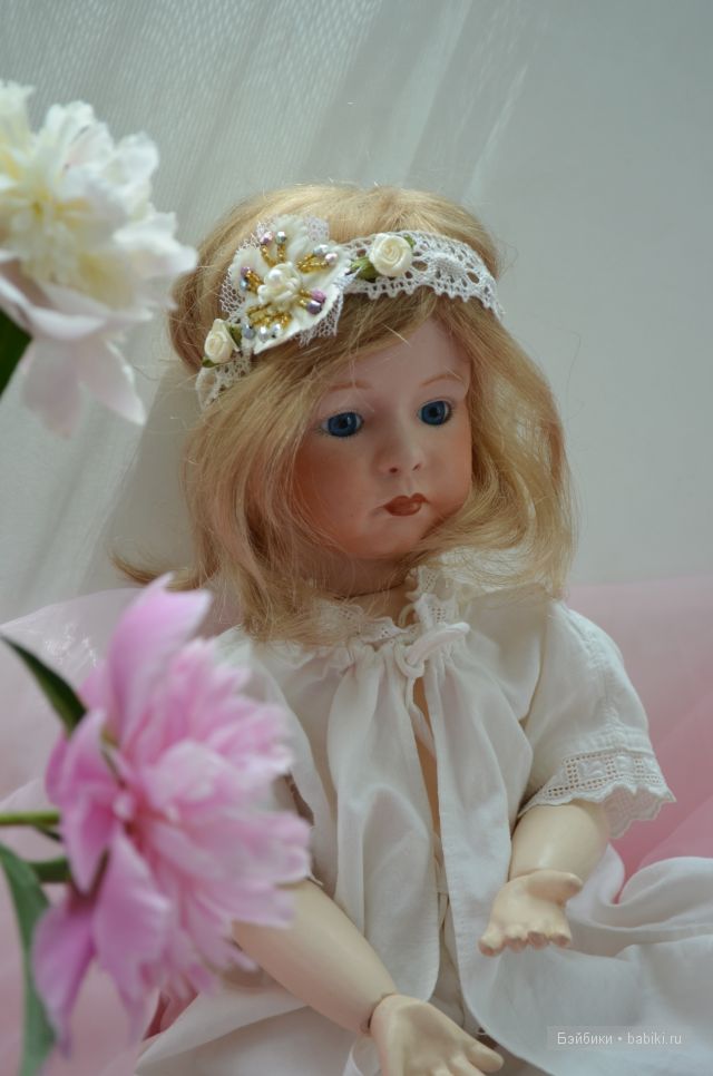 Нежная девочка "Репро". Немецкая фарфоровая кукла (фото 3)