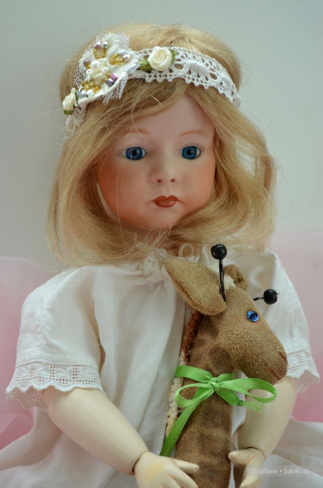 Нежная девочка "Репро". Немецкая фарфоровая кукла (фото 8)