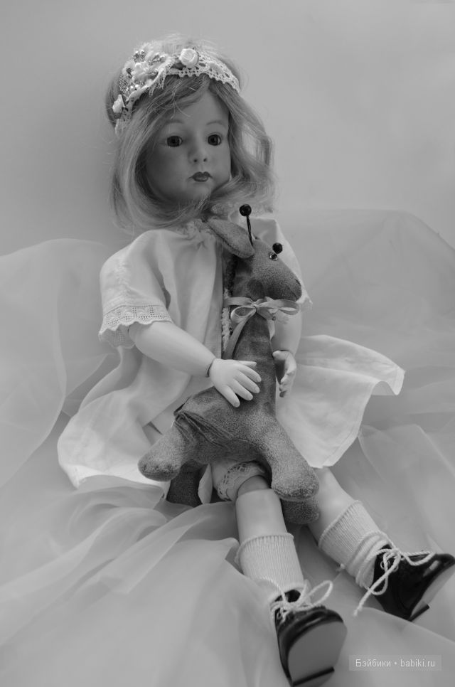 Нежная девочка "Репро". Немецкая фарфоровая кукла (фото 9)