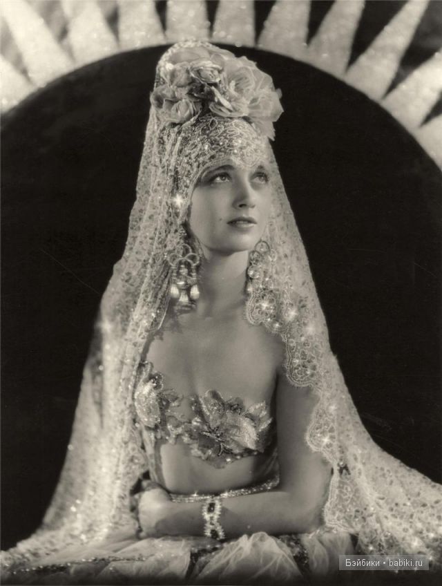 Ретро. Прекрасная танцовщица от Pamela Erff и маленькая сестричка