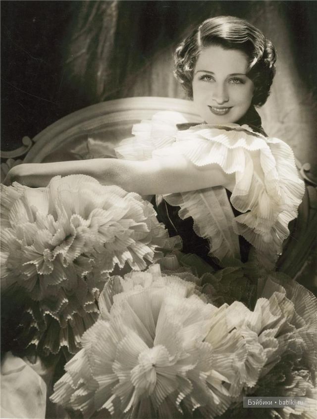 Ретро. Прекрасная танцовщица от Pamela Erff и маленькая сестричка