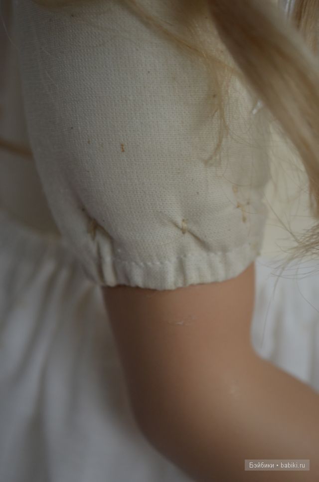 Амели Томас Бейкер