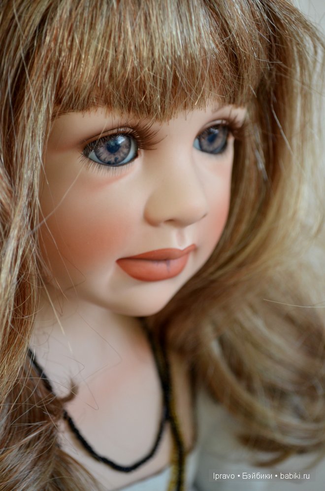 Monika Levenig и её коллекция фарфоровых кукол