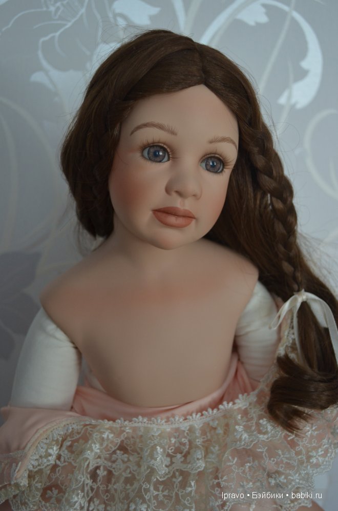 Monika Levenig и её коллекция фарфоровых кукол (фото 10)
