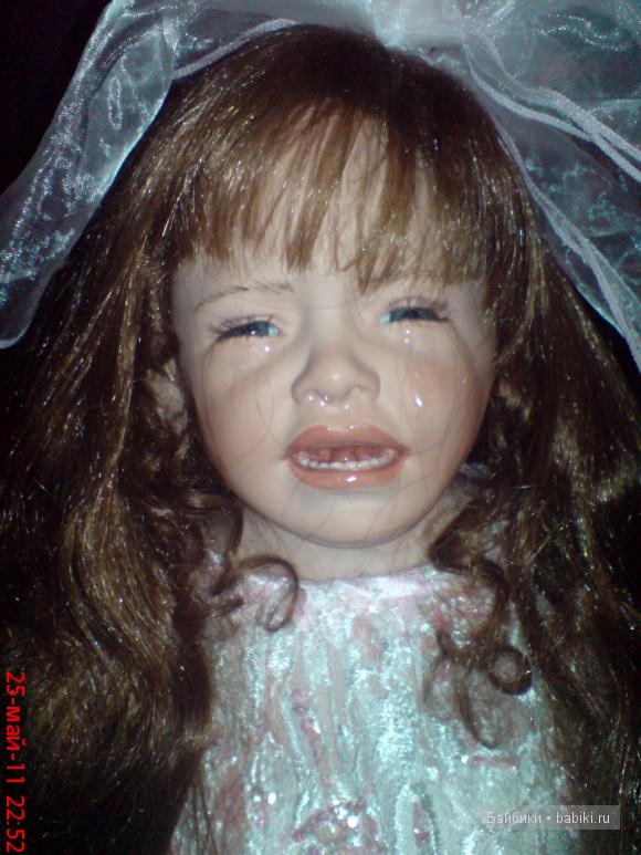 Фарфоровая Плакса, коллекционная кукла от Susan Lippl (Сюзан Липлл) (фото 6)